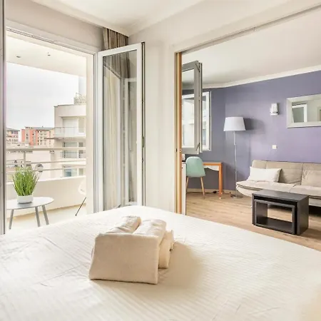 Mycityhaven Paris La Defense Courbevoie Exterior photo