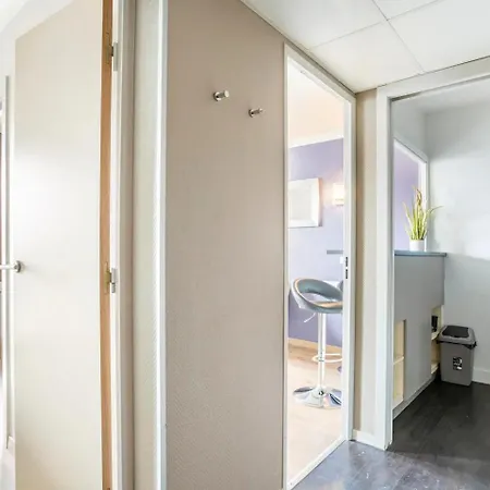 Mycityhaven Paris La Defense Courbevoie Exterior photo