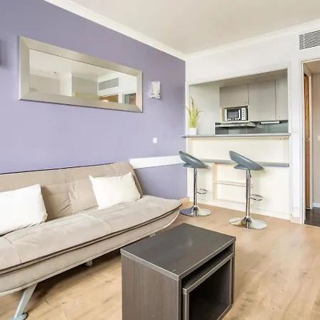 Mycityhaven Paris La Defense Courbevoie Exterior photo