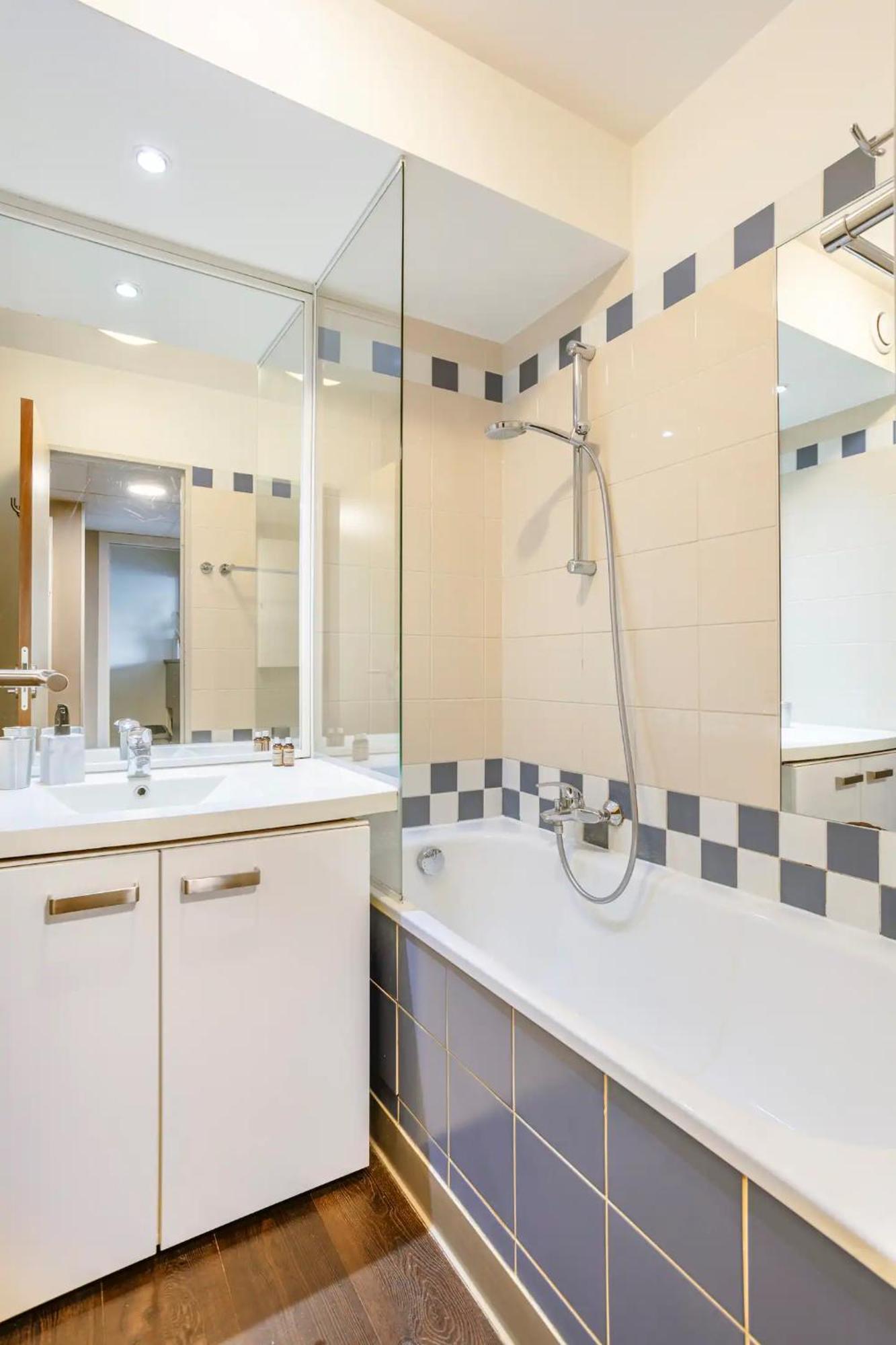Apartment Mycityhaven Paris La Defense Courbevoie